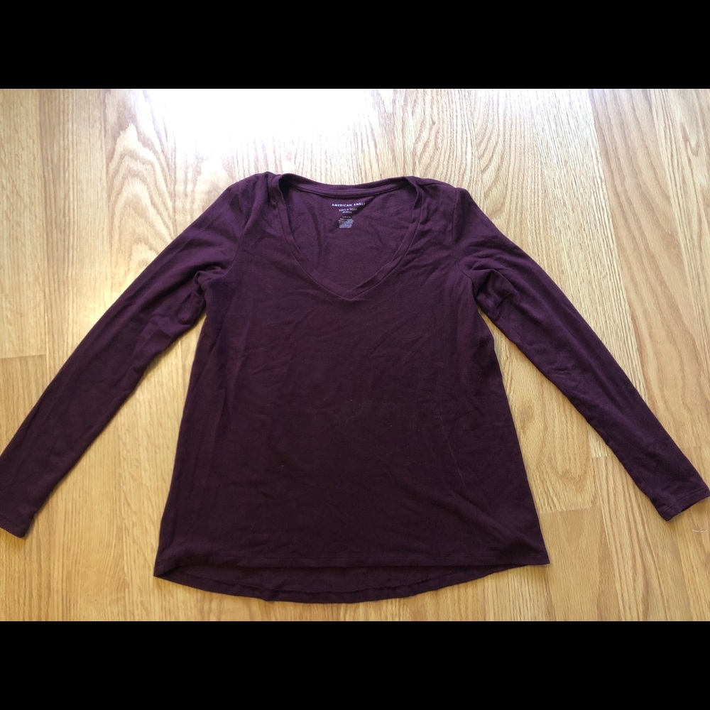 V-Neck Long Sleeve from AEO